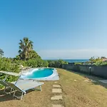 Stella Con Piscina Comune - Rei100 By Interhome * Costa Rei